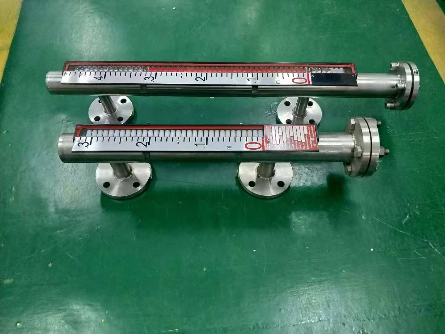 頂裝磁翻板液位計的原理